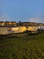 Woonboot zonder ligplaats, Ophalen