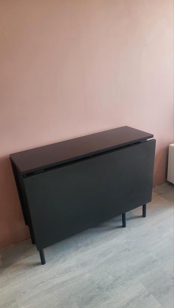 Ikea Inklapbare Tafel + Stoelen, Huis en Inrichting, Woonaccessoires | Kisten, Gebruikt, 75 cm of meer, Minder dan 50 cm, Minder dan 50 cm