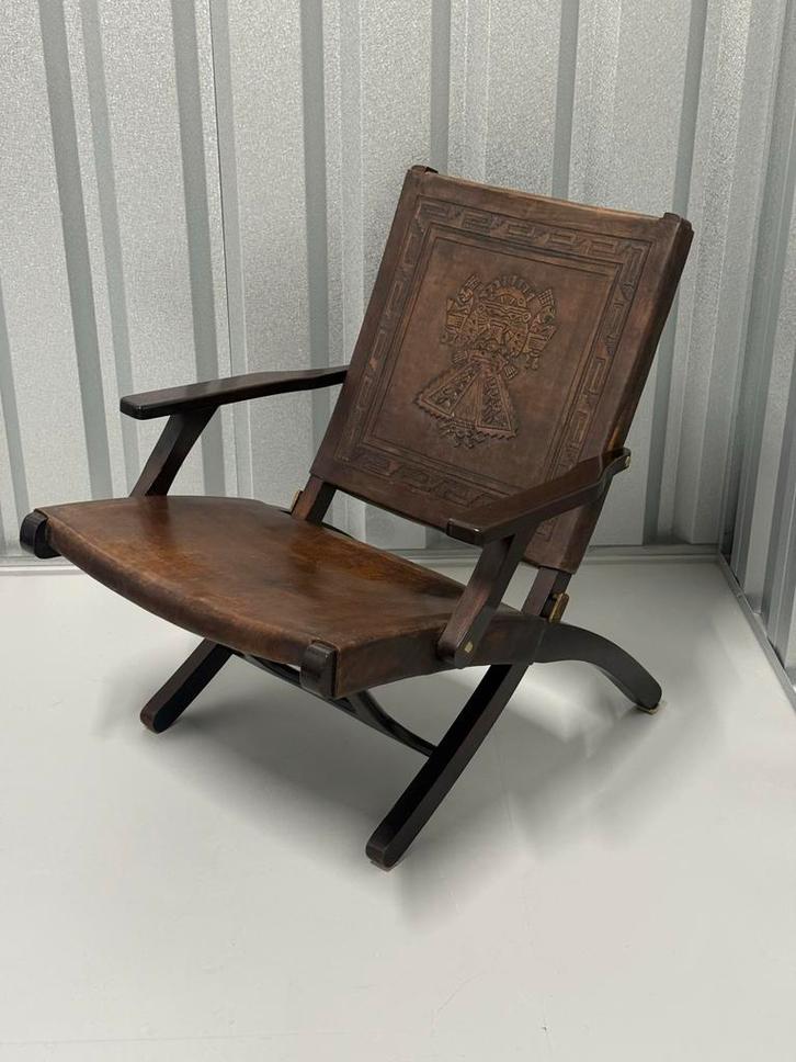 Angel I. Pazmino klapfauteuil - Muebles de Estilo, Huis en Inrichting, Fauteuils, Zo goed als nieuw, Leer, 50 tot 75 cm, 75 tot 100 cm