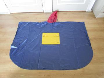 Carlo Orsini regencape /poncho beschikbaar voor biedingen