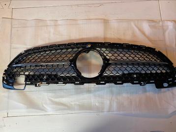 Originele Diamond AMG Line grill C Classe W 206 beschikbaar voor biedingen