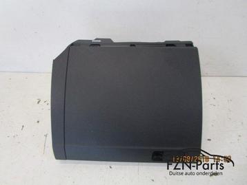 VW T-Roc Dashboardkast Zonder Slot 2GA857101 beschikbaar voor biedingen