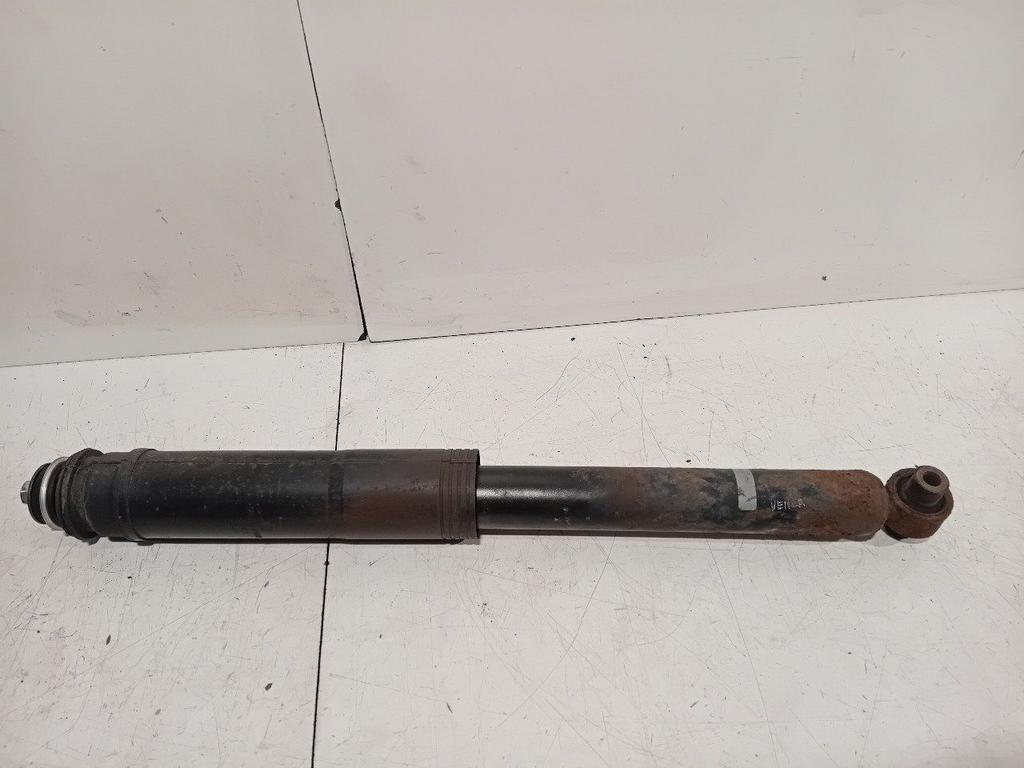 Schokbreker links achter Toyota Auris, Onderdelen@venauto.nl, Van der Ven Autorecycling B.V., Gebruikt, Ettenseweg 76, 4706 PB Roosendaal, The Netherlands