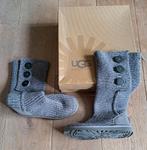 Gebreide grijze Uggs maat 37, UGG, Lage of Enkellaarzen, Ophalen of Verzenden, Zo goed als nieuw