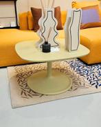 Muuto Soft Coffee Table 70x70cm showmodel beige green, Ophalen, Oestergade 36-38 Kopenhagen, 50 tot 100 cm, Scandinavisch