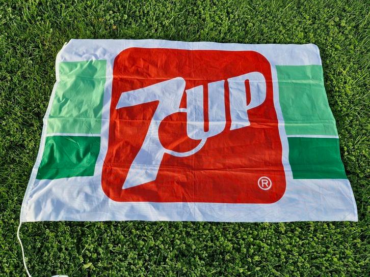 Vintage 7-Up vlag, Diversen, Vlaggen en Wimpels, Zo goed als nieuw, Ophalen of Verzenden
