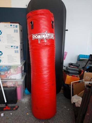 Bokszak 150x38 cm – Dominator rood beschikbaar voor biedingen