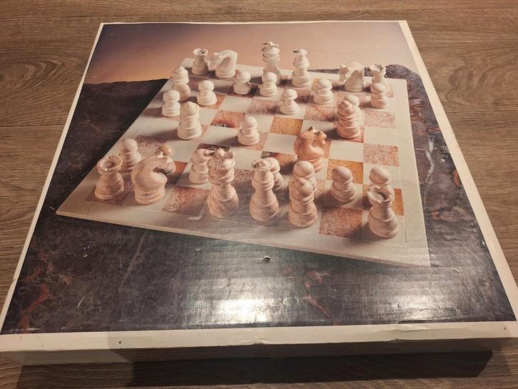 Natuursteen Schaakspel, Hobby en Vrije tijd, Gezelschapsspellen | Bordspellen, Zo goed als nieuw, Een of twee spelers, Ophalen of Verzenden