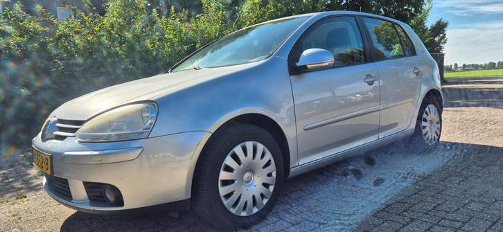 Volkswagen Golf 1.4 Easyline Nieuwe apk airco cruise, Auto's, Volkswagen, Bedrijf, Te koop, Golf, ABS, Airbags, Airconditioning