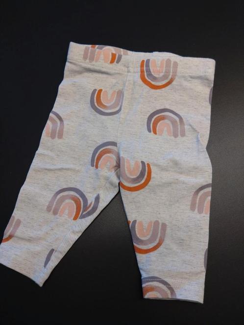 Carter's  legging/broekje 3 maanden (ZGAN), Kinderen en Baby's, Babykleding | Maat 62, Zo goed als nieuw, Meisje, Broekje, Ophalen of Verzenden