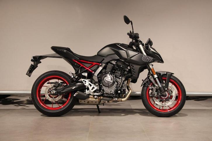 Suzuki GSX-8S (bj 2025), Motoren, Motoren | Suzuki, Bedrijf, Overig, meer dan 35 kW