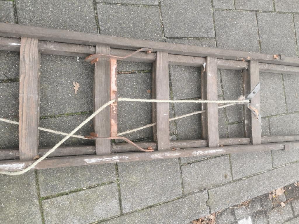 Goede wienese ladder - 8 meter, Gebruikt, Ophalen of Verzenden, Ladder, Opvouwbaar of Inschuifbaar