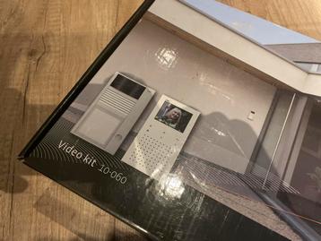 Video deurbel Niko 10-060 kit beschikbaar voor biedingen