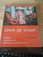 Leven op straat boek, Ophalen of Verzenden, Alpha, Zo goed als nieuw