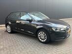 Audi A3 1.2TFSI Automaat met gereviseerde motor en koppeling, Auto's, 4 cilinders, Zwart, Origineel Nederlands, 1175 kg