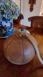 Antieke leren medicijnbal, medicineball, Ophalen of Verzenden