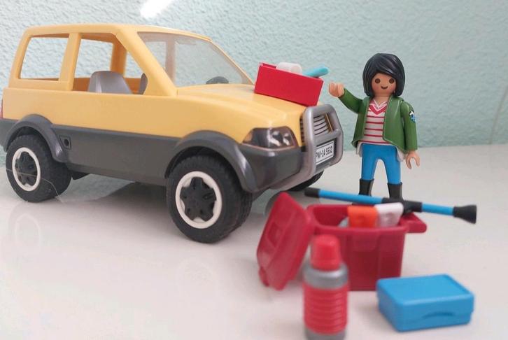 Playmobil City Life 5532 dierenarts met auto 4x4 met doos, Kinderen en Baby's, Speelgoed | Playmobil, Zo goed als nieuw, Complete set