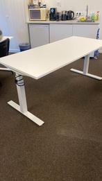 Markant Matrix Pro Zit-Sta Bureau (ophalen in Utrecht), Ophalen, Elektrisch, Zo goed als nieuw, Stabureau