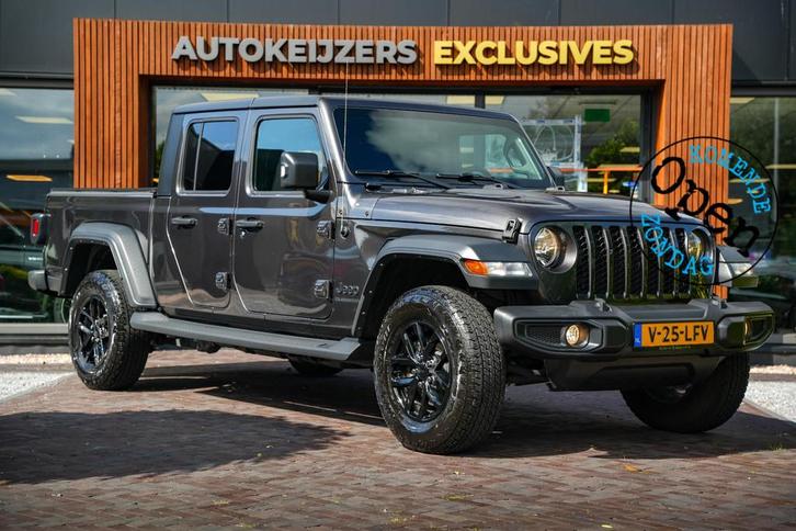 Jeep Gladiator sport 3.6 V6 Grijs Kenteken Camera Cruise Car, Auto's, Jeep, Bedrijf, Te koop, Gladiator, 4x4, Benzine, Euro 6