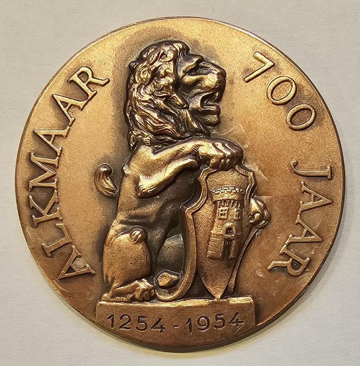 Bronzen penning 700 jaar Alkmaar, Postzegels en Munten, Penningen en Medailles, Brons, Nederland, Verzenden