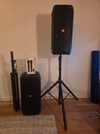 2x JBL Partybox 310 met microfoons en standaards, Ophalen, Zo goed als nieuw, Complete set
