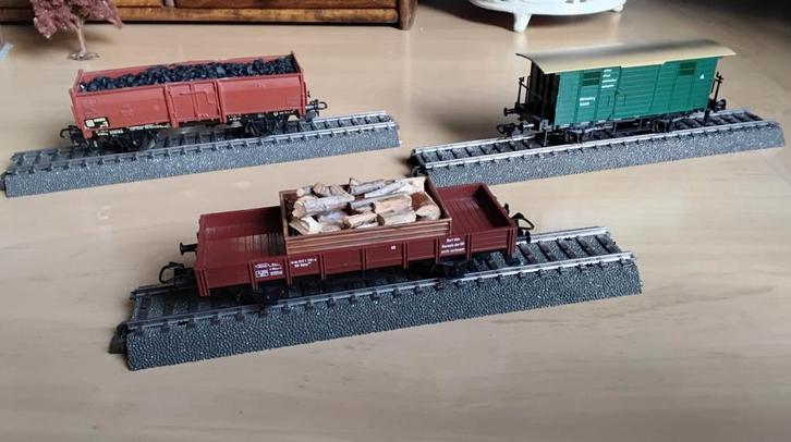 3 marklin wagons zo goed als nieuw, Hobby en Vrije tijd, Modeltreinen | H0, Zo goed als nieuw, Wagon, Wisselstroom, Märklin, Ophalen of Verzenden