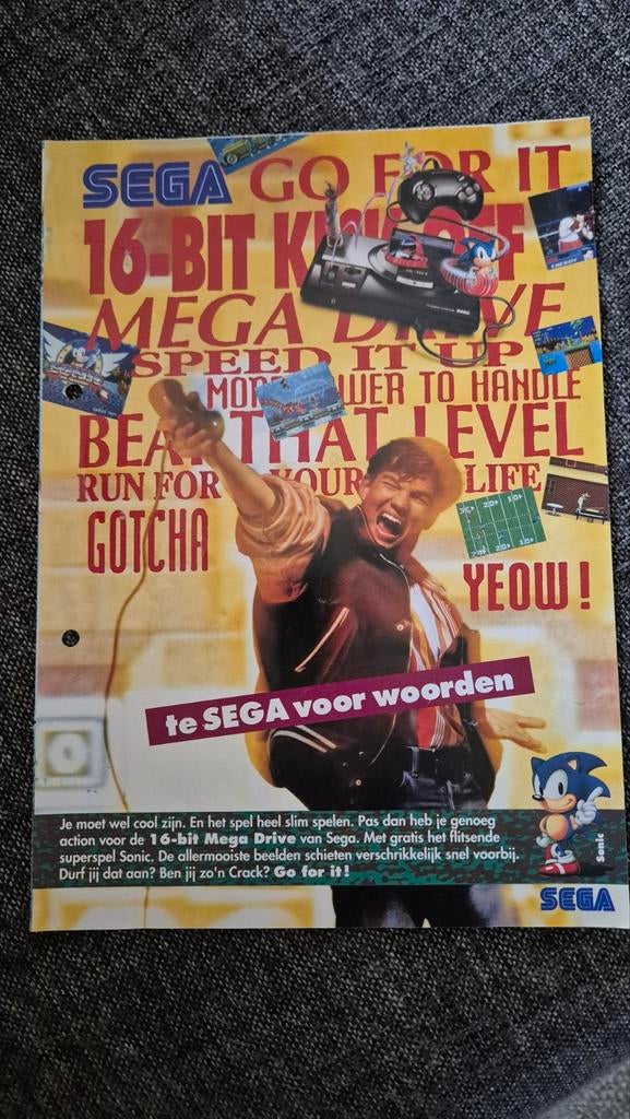 Oude Sega folder jaren '90 - Megadrive, Game Gear, Ophalen of Verzenden, Gebruikt, Verpakking