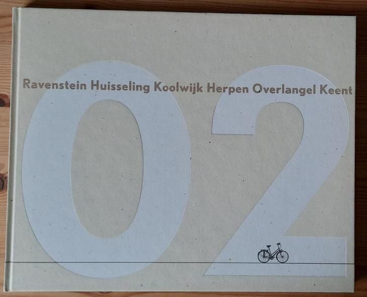 Ravenstein Huisseling Koolwijk Herpen Overlangel fotoboek, Boeken, Geschiedenis | Stad en Regio, Zo goed als nieuw, Ophalen of Verzenden