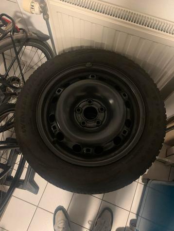 185/60/R15 Winterhawk 4 Winterbanden met Stalen Velg beschikbaar voor biedingen