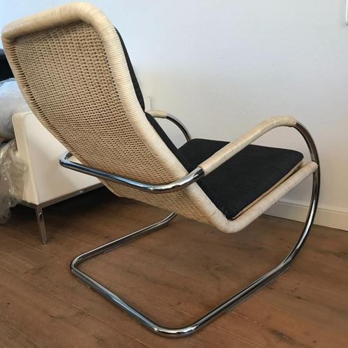 Tecta Fauteuil D35 buisframe Kragstuhl stoel design vintage, Huis en Inrichting, Fauteuils, Ophalen