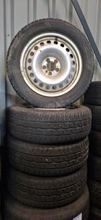 Fiat doblo opel combo 2017 Winterbanden Set Compleet, Auto-onderdelen, Banden en Velgen, Ophalen, Gebruikt, 16 inch, Banden en Velgen