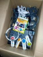 Xbox 360 met toebehoren werkend  vraagprijs 60, Spelcomputers en Games, Ophalen, Zo goed als nieuw, Met 2 controllers, Met games