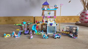 LEGO Friends Vriendschapshuis  beschikbaar voor biedingen