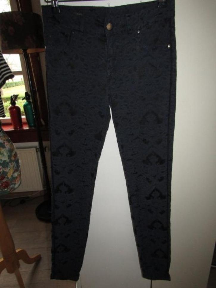 C1951 Supertrash mt 36 skinny jeans zwart blauw gobelin, Kleding | Dames, Broeken en Pantalons, Zo goed als nieuw, Maat 36 (S)