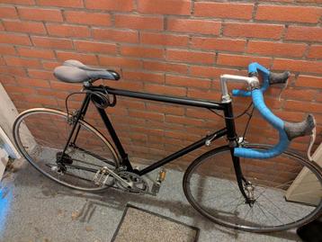 Hele fijne, lichte racefiets. Oldtimer. Wielrenfiets.  beschikbaar voor biedingen