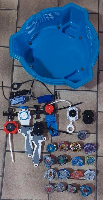 BEYBLADE Burst Collection. beschikbaar voor biedingen