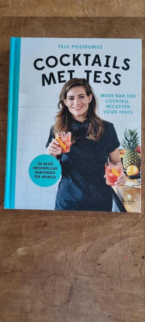 Tess Posthumus - Cocktails met Tess, Boeken, Kookboeken, Zo goed als nieuw, Ophalen of Verzenden