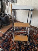 Retro Huishoud-krukje opstapje met 2 traptreden, Huis en Inrichting, Krukjes, Ophalen, Gebruikt, Overige materialen