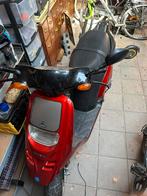 Typhoon 50cc, Fietsen en Brommers, Scooters | Piaggio, Ophalen of Verzenden, Zo goed als nieuw, Overige modellen