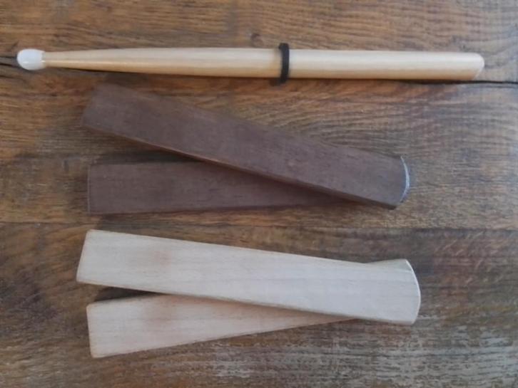Te koop of ruil nieuwe Bodhran Tipper, 2 Sets Wooden Boones, Muziek en Instrumenten, Instrumenten | Toebehoren, Zo goed als nieuw