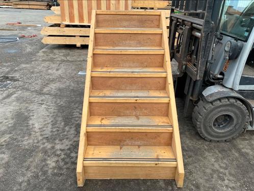 Houten steektrappen in diverse soorten en maten, Doe-het-zelf en Verbouw, Ladders en Trappen, Zo goed als nieuw, 2 tot 4 meter