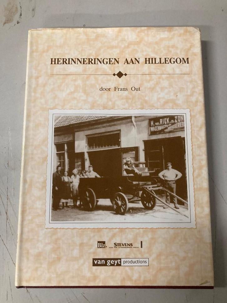 T.K. nog 18 boeken van en over Hillegom en omstreken, Boeken, Geschiedenis | Stad en Regio, Gelezen, 20e eeuw of later, Ophalen of Verzenden