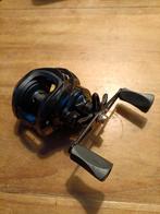 2x baitcasting reel, Watersport en Boten, Hengelsport | Roofvissen, Ophalen of Verzenden, Zo goed als nieuw, Molen