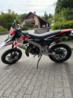 Apprilia sx 50 - bouwjaar 2020 - km <7500, Fietsen en Brommers, Brommers | Derbi, Ophalen, 6 versnellingen, Zo goed als nieuw