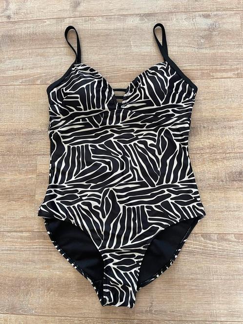 NIEUW Gina benotti badpak maat L 40/42, Kleding | Dames, Badmode en Zwemkleding, Nieuw, Badpak, Zwart, Ophalen of Verzenden