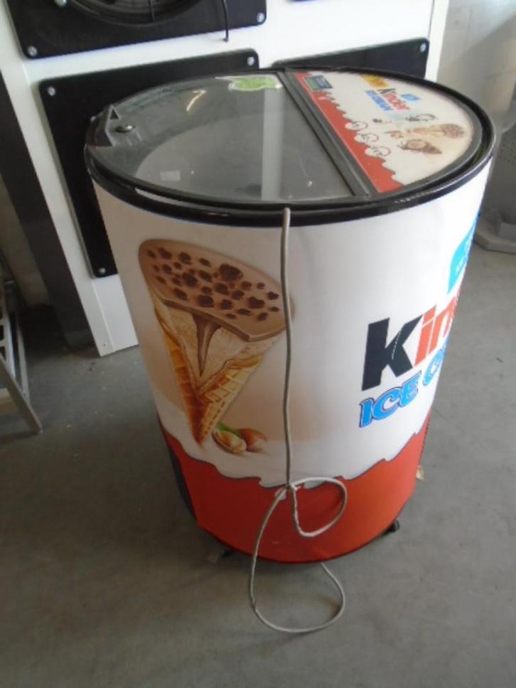 #04145 display vriezer actie meubel., Witgoed en Apparatuur, Vriezers en Diepvrieskisten, Gebruikt, Vrijstaand, Vrieskist, 85 tot 120 cm