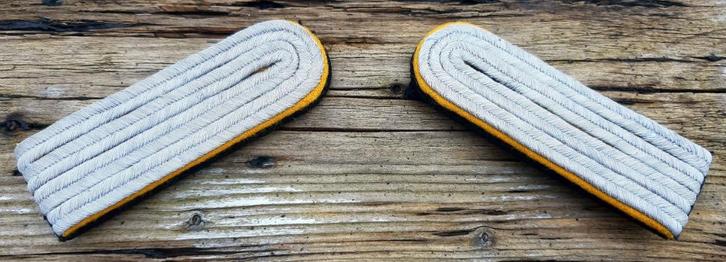 Duitse Waffen XX offizier schouderstukken model WW2, Verzamelen, Militaria | Tweede Wereldoorlog, Landmacht, Kleding of Schoenen