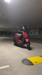 Vespa sprint 80cc, Fietsen en Brommers, Scooters | Vespa, Ophalen, Zo goed als nieuw