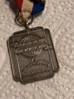 Medaille boezemwijk, Ophalen of Verzenden, Overige materialen