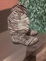 Zebra print laasjes, maat 39 als nieuw, Ophalen of Verzenden, Zo goed als nieuw, Zwart